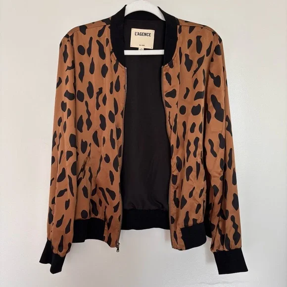 New! L’AGENCE Ollie Cheetah Silk Bomber Jacket Leopard Camel/Black Size Large - Picture 7 of 16